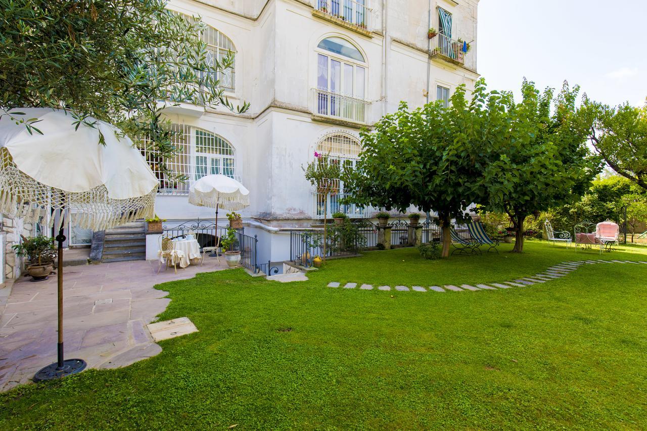 Palazzo Cacace Relais Bed & Breakfast Piano di Sorrento Luaran gambar
