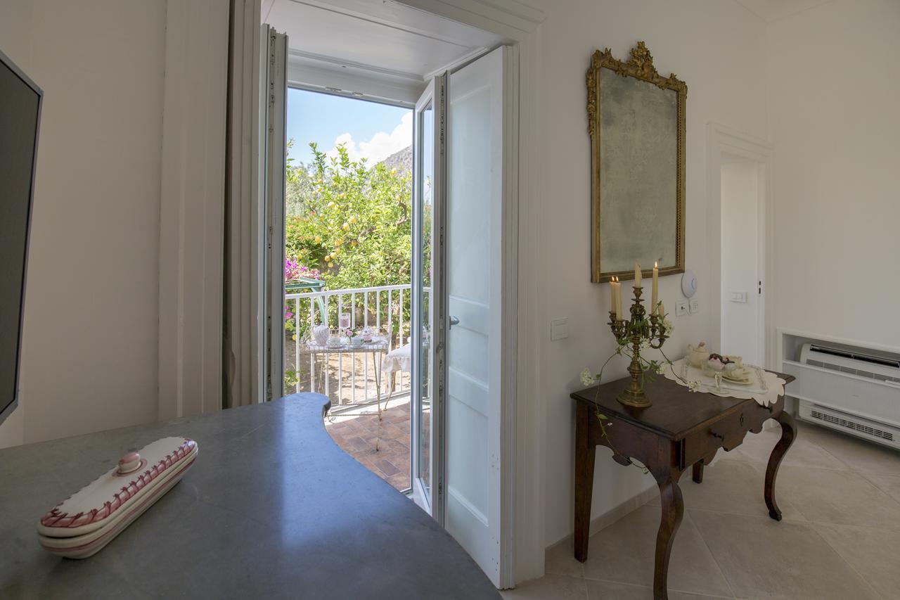 Palazzo Cacace Relais Bed & Breakfast Piano di Sorrento Luaran gambar